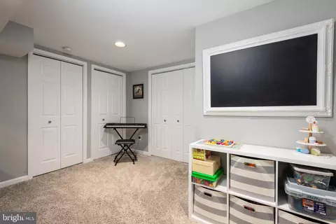 Entry Way - 134 Cresston Rd, Arnold, MD 21012 photo 2 of 2