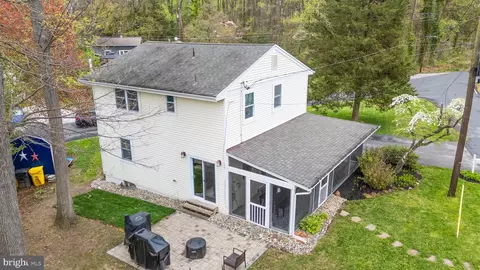 Exterior - 134 Cresston Rd, Arnold, MD 21012 photo 3 of 5