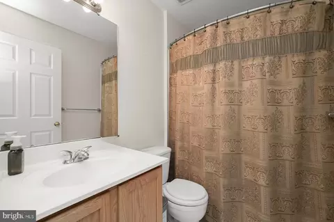 Bath - 1519 Martock Ln, Hanover, MD 21076 photo 6 of 6