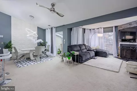 302 Juneberry Way #3B, Glen Burnie, MD 21061