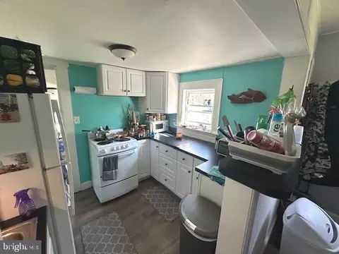Kitchen - 4854 Avery Rd, Shady Side, MD 20764 photo 1 of 2