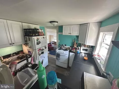 Kitchen - 4854 Avery Rd, Shady Side, MD 20764 photo 2 of 2