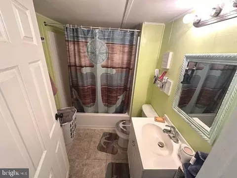 Bath - 4854 Avery Rd, Shady Side, MD 20764 photo 1 of 1