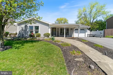 2416 Maytime Dr, Gambrills, MD 21054