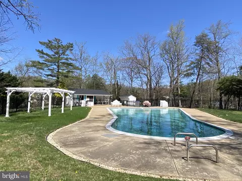 Exterior - 3143 Anchorage Dr, Annapolis, MD 21403 photo 9 of 12