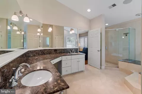 Bath - 3143 Anchorage Dr, Annapolis, MD 21403 photo 1 of 5