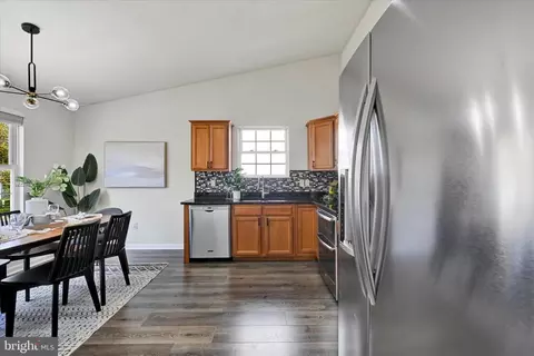 Other - 651 208th St, Pasadena, MD 21122 photo 3 of 7