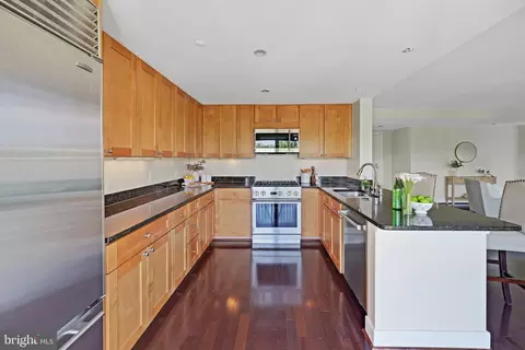 Kitchen - 5 Park Pl #428, Annapolis, MD 21401 photo 5 of 7