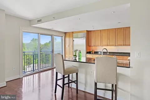 Kitchen - 5 Park Pl #428, Annapolis, MD 21401 photo 2 of 7