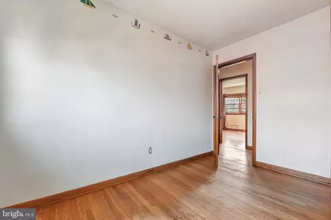 1930 Cedar Rd, Pasadena, MD 21122 photo 32