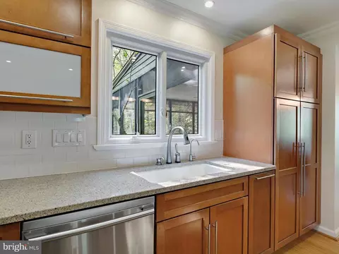 Kitchen - 110 Lancaster Ct, Annapolis, MD 21401 photo 3 of 6
