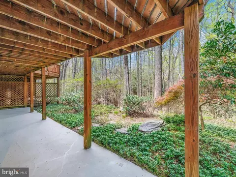 Exterior - 110 Lancaster Ct, Annapolis, MD 21401 photo 15 of 21