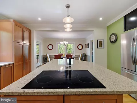 Kitchen - 110 Lancaster Ct, Annapolis, MD 21401 photo 5 of 6