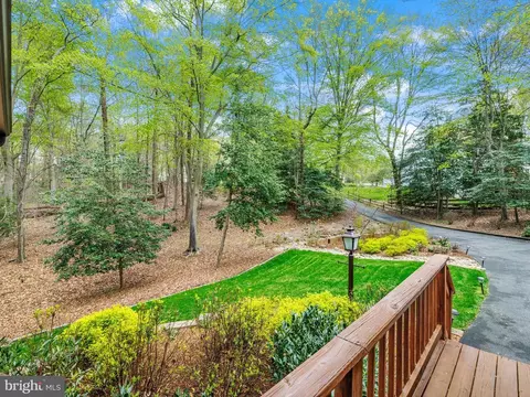 Exterior - 110 Lancaster Ct, Annapolis, MD 21401 photo 2 of 21
