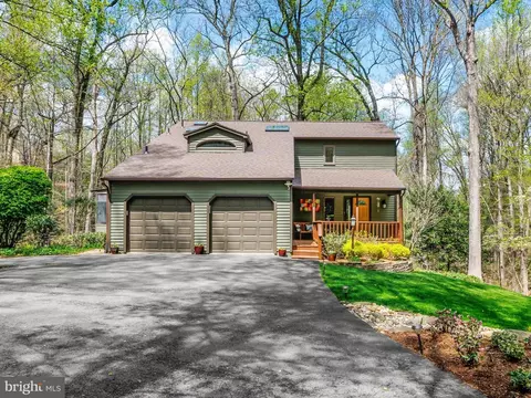 Exterior - 110 Lancaster Ct, Annapolis, MD 21401 photo 21 of 21