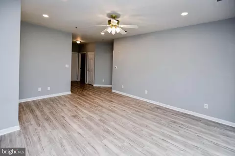 Living - 3517 Piney Woods Pl #E204, Laurel, MD 20724 photo 3 of 5