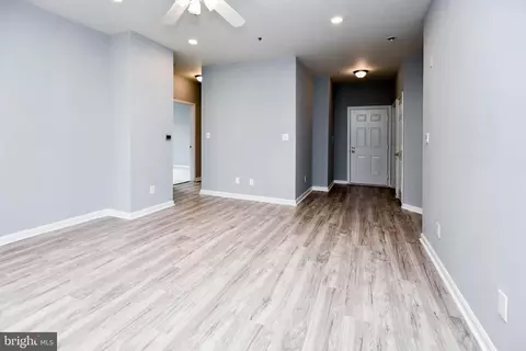 Living - 3517 Piney Woods Pl #E204, Laurel, MD 20724 photo 2 of 5