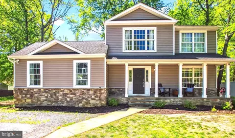 3348 Oak Dr, Edgewater, MD 21037