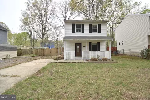 1299 Steamboat Rd, Shady Side, MD 20764