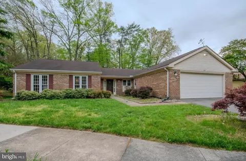 845 Deerwood Ct, Annapolis, MD 21401