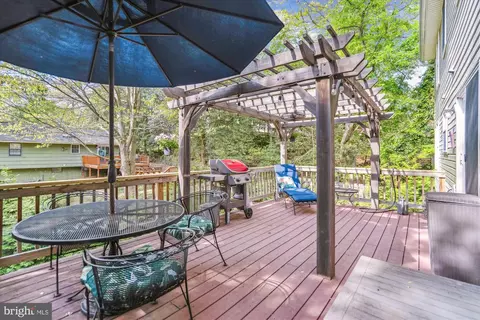Exterior - 1043 Skyview Dr, Annapolis, MD 21409 photo 6 of 11