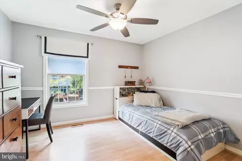 Bedroom - 1043 Skyview Dr, Annapolis, MD 21409 photo 4 of 13