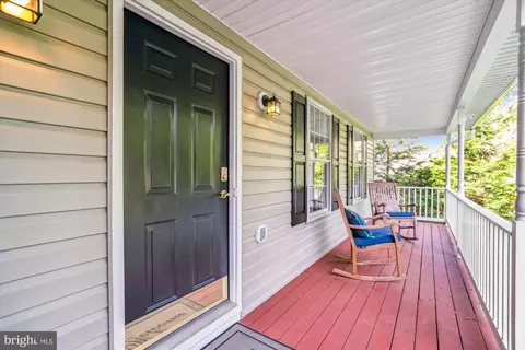 Exterior - 1043 Skyview Dr, Annapolis, MD 21409 photo 4 of 11