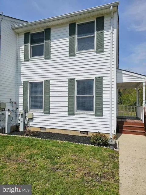415 Hilltop Ln, Annapolis, MD 21403