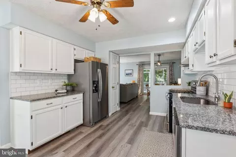 Kitchen - 917 12th St, Pasadena, MD 21122 photo 2 of 3