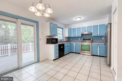 Kitchen - 7871 Dero Dr, Pasadena, MD 21122 photo 1 of 3