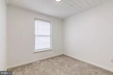 Bedroom - 7871 Dero Dr, Pasadena, MD 21122 photo 1 of 3
