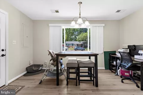 Dining - 7747 Notley Rd, Pasadena, MD 21122 photo 3 of 3