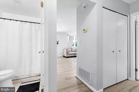 Entry Way - 7747 Notley Rd, Pasadena, MD 21122 photo 2 of 2