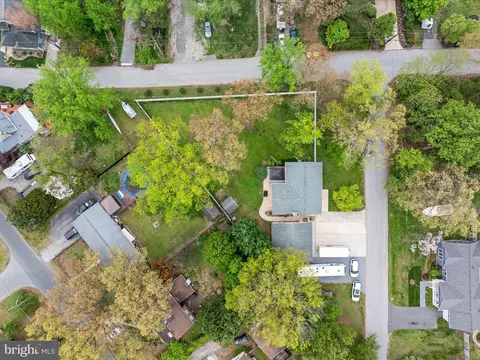 8065 Midvale Ave, Pasadena, MD 21122 photo 9