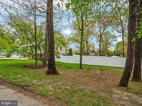 8065 Midvale Ave, Pasadena, MD 21122 photo 47