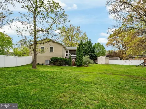 8065 Midvale Ave, Pasadena, MD 21122 photo 44