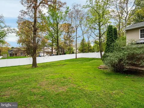 8065 Midvale Ave, Pasadena, MD 21122 photo 42