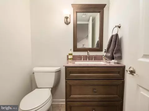 8065 Midvale Ave, Pasadena, MD 21122 photo 32