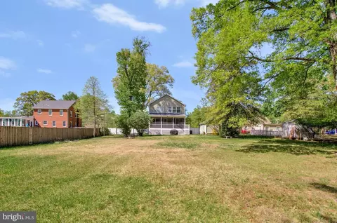 Exterior - 1995 Fairfax Rd, Annapolis, MD 21401 photo 7 of 12