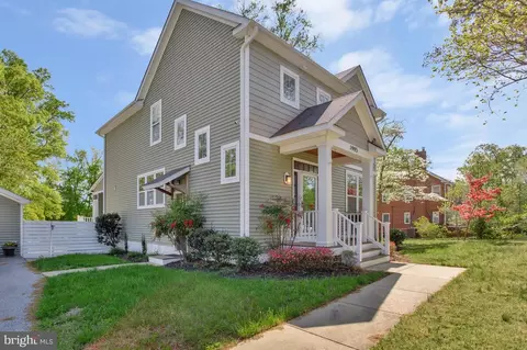 Exterior - 1995 Fairfax Rd, Annapolis, MD 21401 photo 3 of 12