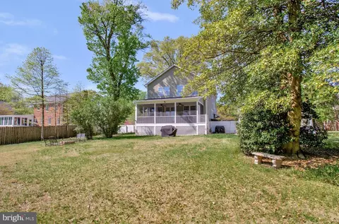Exterior - 1995 Fairfax Rd, Annapolis, MD 21401 photo 5 of 12