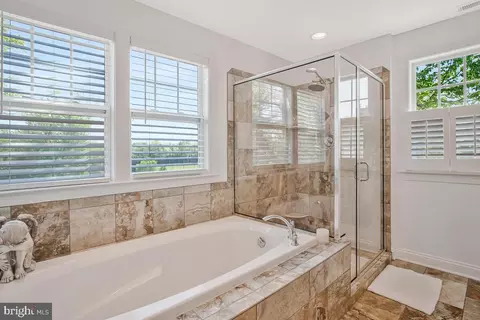 Bath - 1995 Fairfax Rd, Annapolis, MD 21401 photo 3 of 7