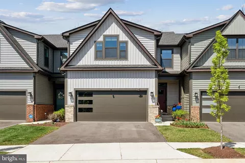 7193 Wolf Trap Ct #CAROLINE, Glen Burnie, MD 21060