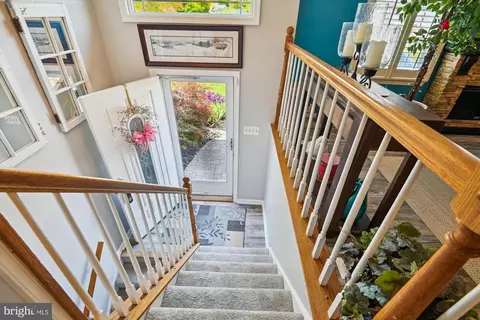 Entry Way - 438 Haven Holme Ct, Arnold, MD 21012 photo 1 of 9
