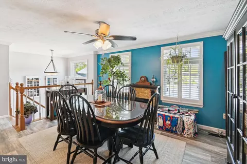 Dining - 438 Haven Holme Ct, Arnold, MD 21012 photo 2 of 4