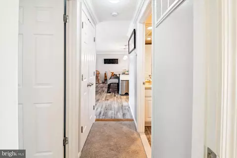 Entry Way - 438 Haven Holme Ct, Arnold, MD 21012 photo 3 of 9