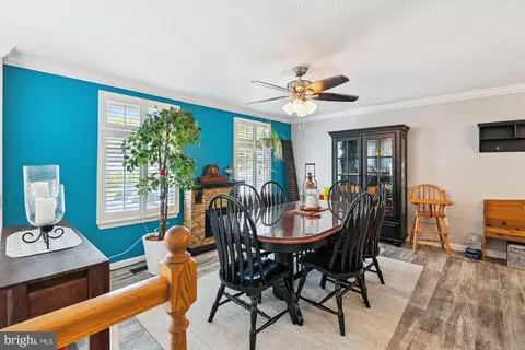 Dining - 438 Haven Holme Ct, Arnold, MD 21012 photo 1 of 4