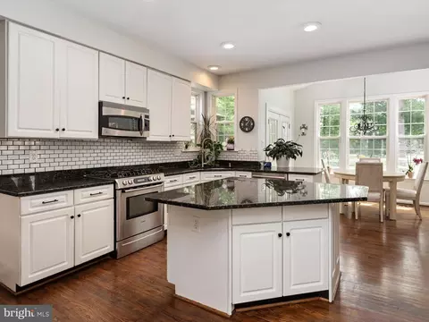 321 Early Pride Ct, Pasadena, MD 21122 photo 17