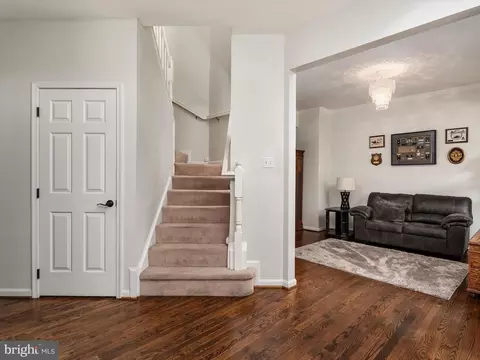 321 Early Pride Ct, Pasadena, MD 21122 photo 12