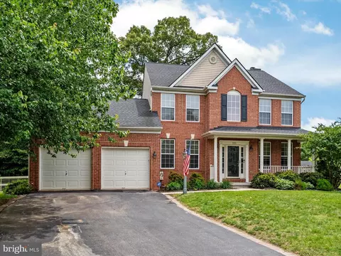 321 Early Pride Ct, Pasadena, MD 21122 photo 2